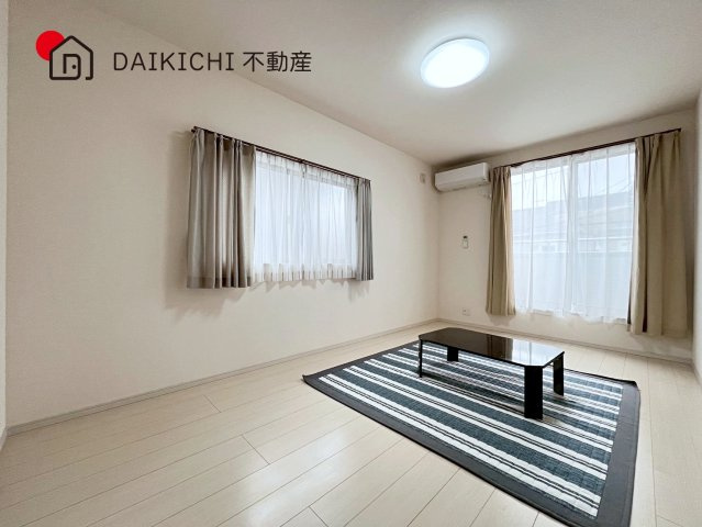 【居間・リビング】 | 行田市向町　中古戸建