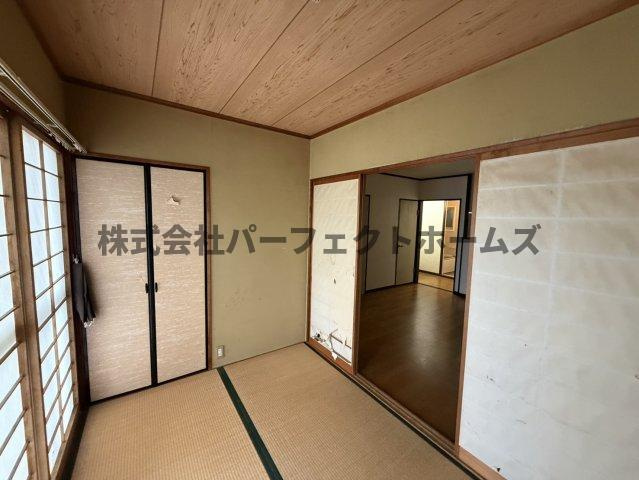 末広町戸建　賃貸の和室|畳の上でゆっくりとくつろげる和室です