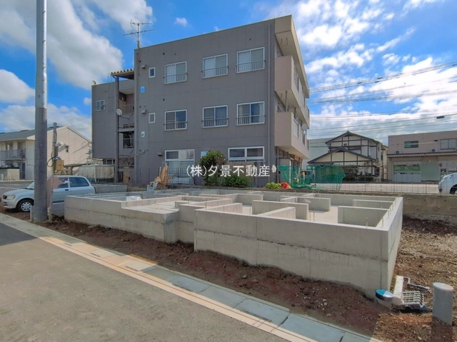 《仲介手数料無料》上尾市大字平方4267-4新築一戸建て‎グラファーレ