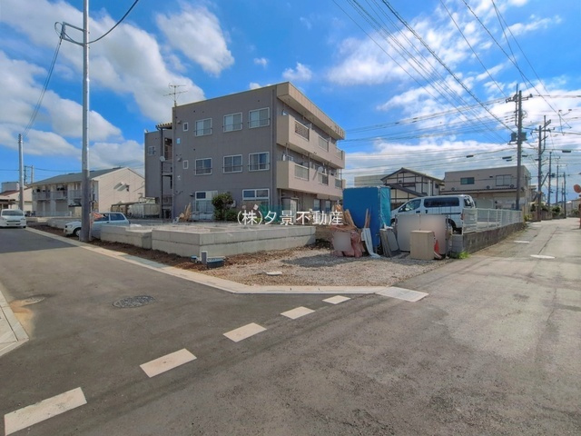 《仲介手数料無料》上尾市大字平方4267-4新築一戸建て‎グラファーレ