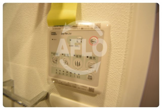 エスリード大阪上本町グリーズの設備|エスリード大阪上本町グリーズ　浴室乾燥機