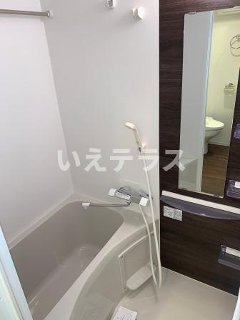 セレニテ神戸西クレアの浴室