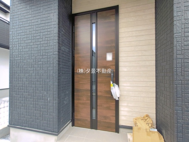 《仲介手数料無料》上尾市大字平方4267-4新築一戸建て‎グラファーレ