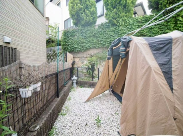 会下山町1丁目の庭