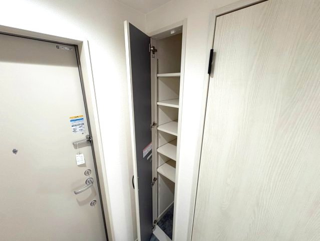 カーサフォルトゥナート羽曳野Ⅰの収納