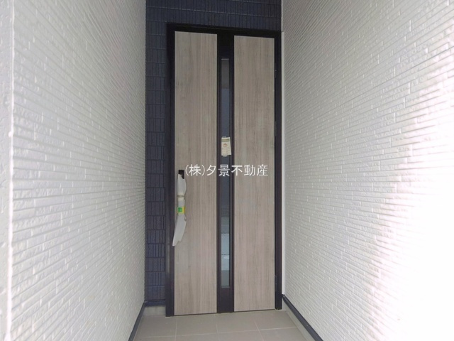 《仲介手数料無料》上尾市大字平方4267-4新築一戸建て‎グラファーレ