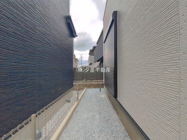 《仲介手数料無料》上尾市大字平方4267-4新築一戸建て‎グラファーレ