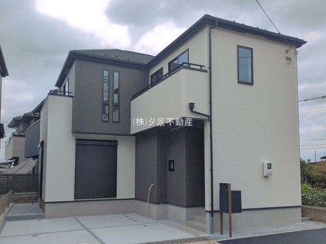 《仲介手数料無料》上尾市大字平方4267-4新築一戸建て‎グラファーレ