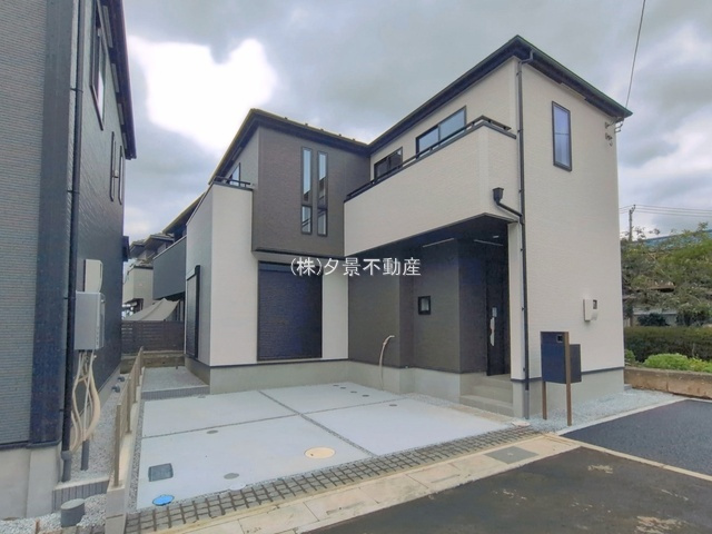 《仲介手数料無料》上尾市大字平方4267-4新築一戸建て‎グラファーレ