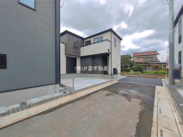 《仲介手数料無料》上尾市大字平方4267-4新築一戸建て‎グラファーレ