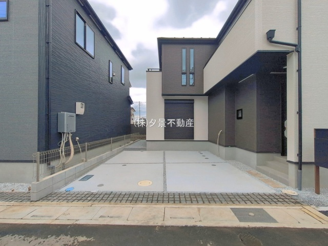 《仲介手数料無料》上尾市大字平方4267-4新築一戸建て‎グラファーレ