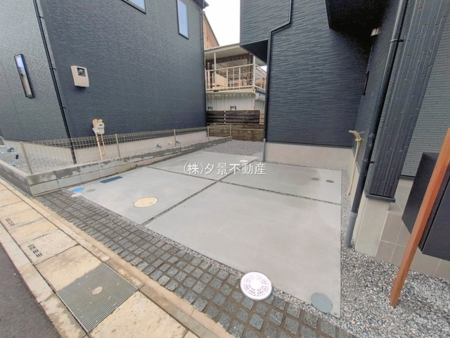 《仲介手数料無料》上尾市大字平方4267-4新築一戸建て‎グラファーレ