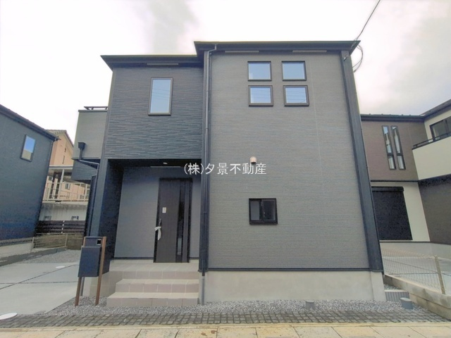 《仲介手数料無料》上尾市大字平方4267-4新築一戸建て‎グラファーレ