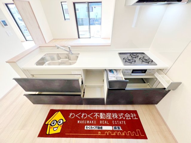 焼津市石津向町17番のキッチン