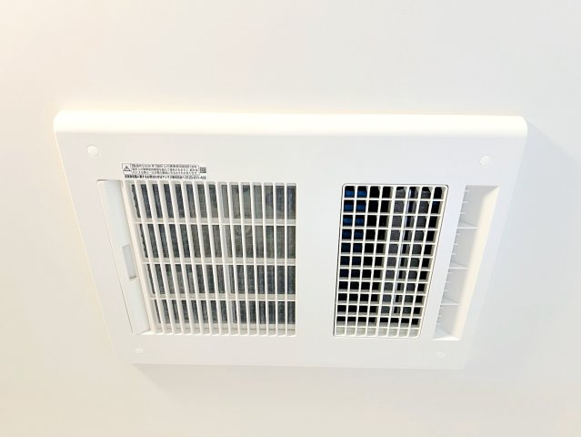 焼津市石津向町17番の設備|浴室乾燥