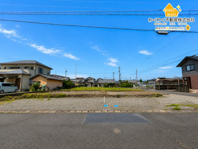 焼津市石津向町17番の前面道路含む現地写真|【全2棟】