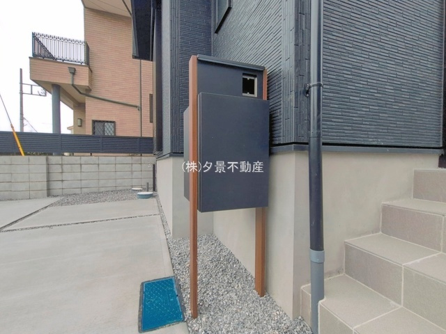 《仲介手数料無料》上尾市大字平方4267-4新築一戸建て‎グラファーレ
