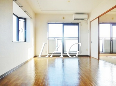 【居間・リビング】 | イーストパーク胡録台 | 洋室のお部屋です。