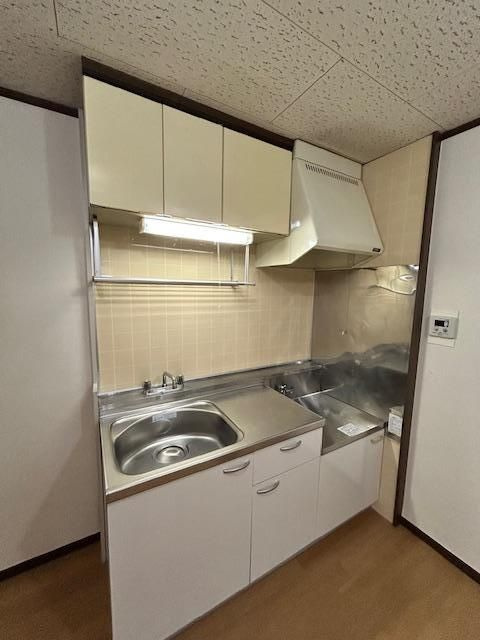 クレッセント椎名町１号棟のキッチン