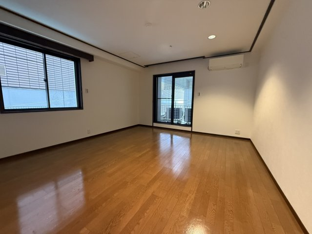 ＫＢコンフォート三条の居間・リビング