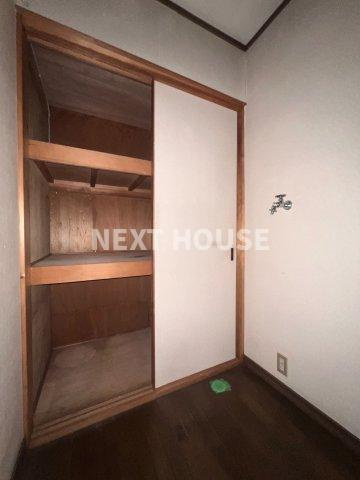 住吉区帝塚山中5丁目店舗兼住宅の収納