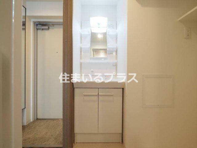 Y&Мスパジオ友渕の独立洗面台