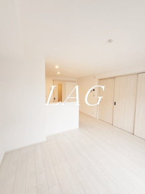 【居間・リビング】 | オークス中川 | 洋室のお部屋です。