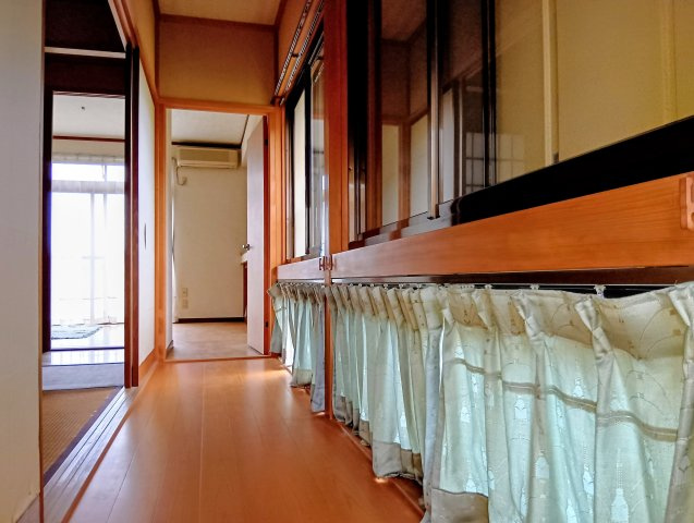売中古戸建　静岡市清水区青葉町　のその他|２階の廊下