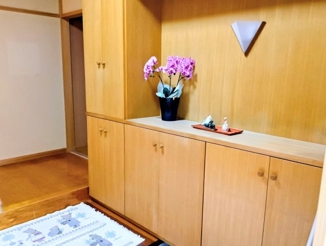 売中古戸建　静岡市清水区青葉町　の玄関