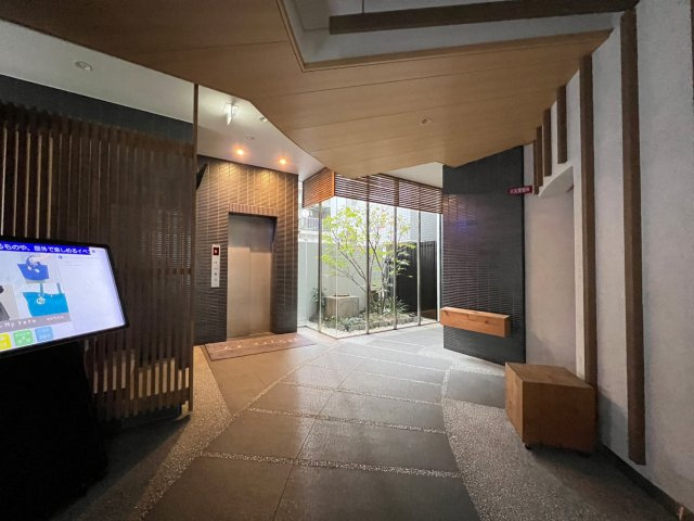 Le・sel上町台のロビー