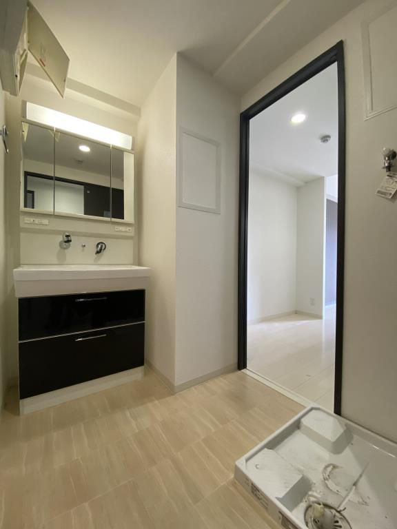 Le・sel上町台の洗面所