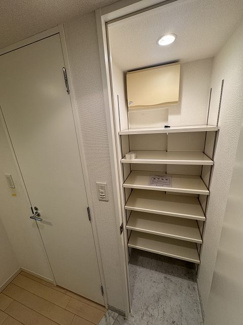 【玄関】
