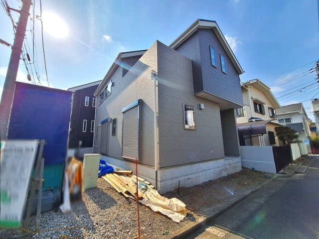 【外観】 | 練馬区土支田3丁目新築一戸建住宅　全1棟（成増店） | 幼稚園まで徒歩3分・小学校徒歩8分・中学校徒歩13分と教育施設が身近に揃っています。