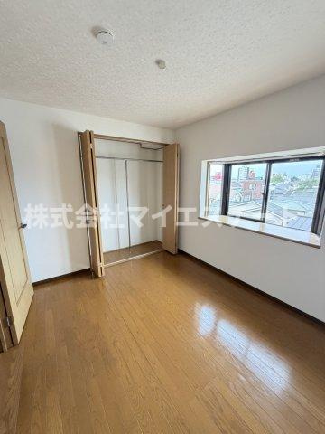 【洋室】 | 新町マンション