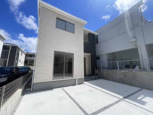 与那原町与那原（全4棟）ラスト4号棟の外観|4号棟　並列駐車3台完備♪