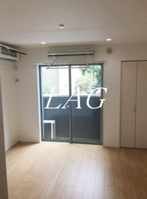 【居間・リビング】 | ONE FOR ALL 大宮 | 洋室のお部屋です。