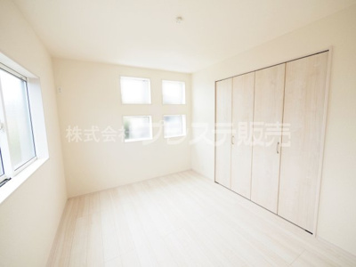【洋室】 | 奈良市法蓮町の新築一戸建 全２区画 ４ | 現地写真（２号地２階洋室）