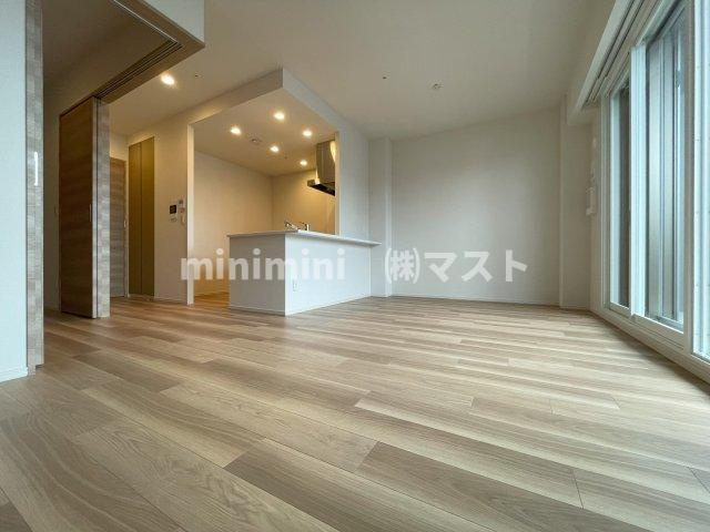 ローレルタワー堺筋本町の居間・リビング