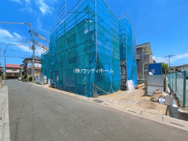 春日部市大沼第2　新築一戸建て　2号棟の前面道路含む現地写真