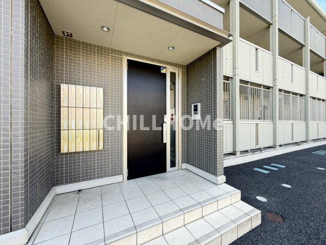 サンライフ藤家のエントランス|当社、チルホームのHPもご覧ください(^^)/物件情報多数♪