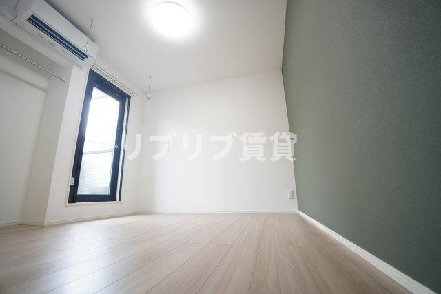 Serenity春日の居間・リビング