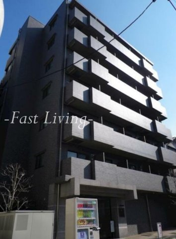 ルーブル神楽坂弐番館のエントランス