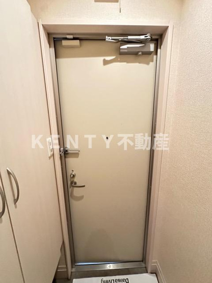 【玄関】 | レジデンス さくら | 明るい玄関です