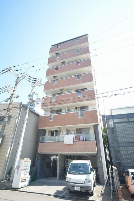 ジャルス本田の外観