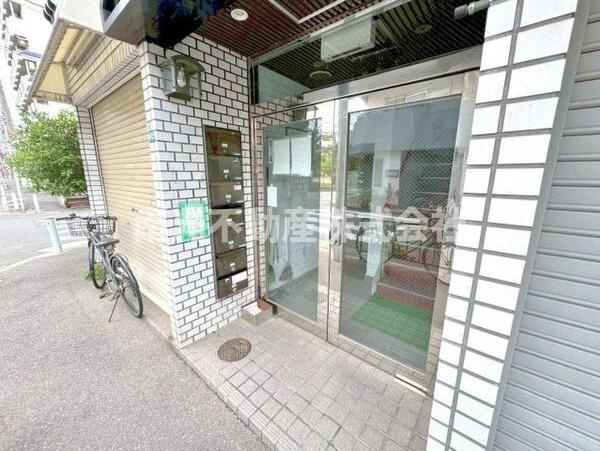 プロスぺロスイシイのエントランス