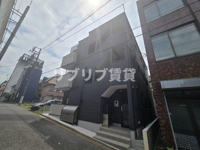 Serenity春日の外観