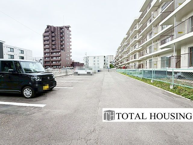 【駐車場】 | 南郷パークマンション | 平面駐車場です。