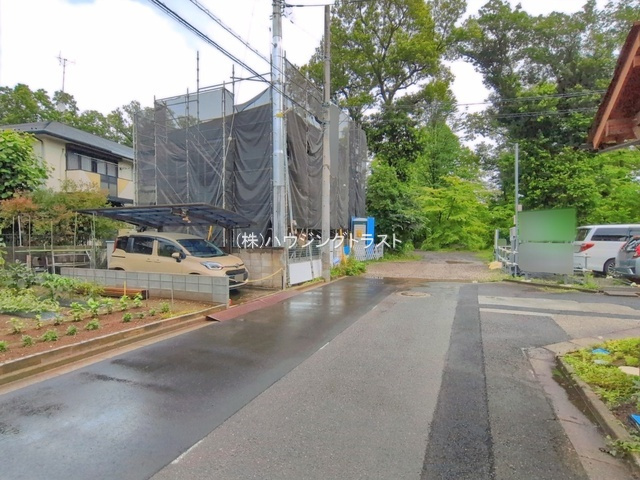 仲介手数料無料　おうちガーデン上安松7期　新築戸建　全１棟の前面道路含む現地写真