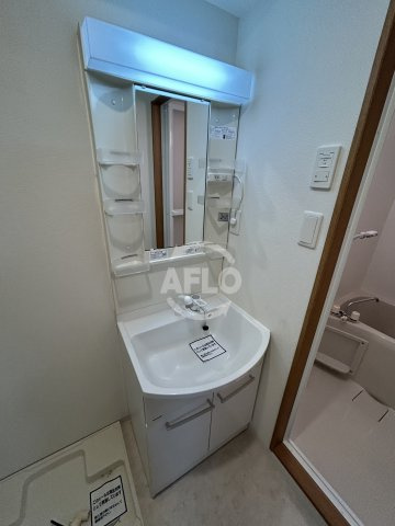 TOYOTOMi STAY Premium 梅田西の独立洗面台|UMEDA ISLAND RESIDENCE　独立洗面台