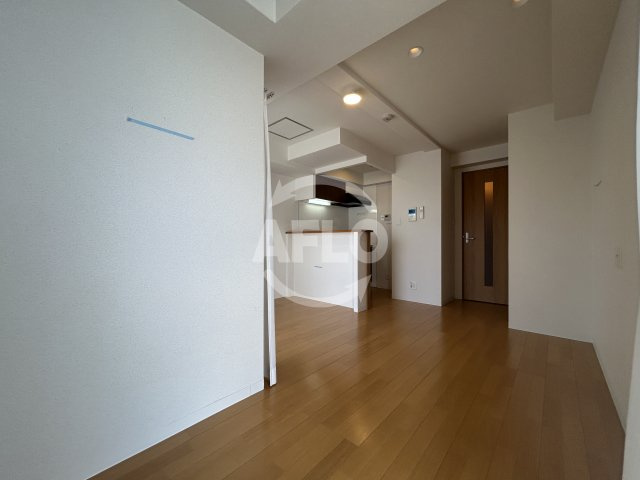 TOYOTOMi STAY Premium 梅田西の居間・リビング|UMEDA ISLAND RESIDENCE　寝室